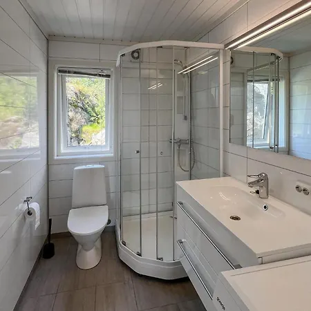 Tatil Evi Four-bedroom In Lyngdal
